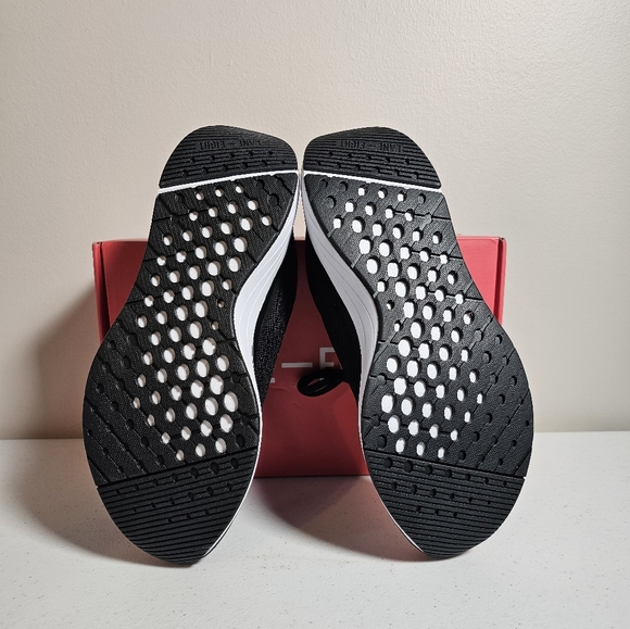 Lane-Eight The Relay Trainer Women's Size 8 - Picture 13 of 14